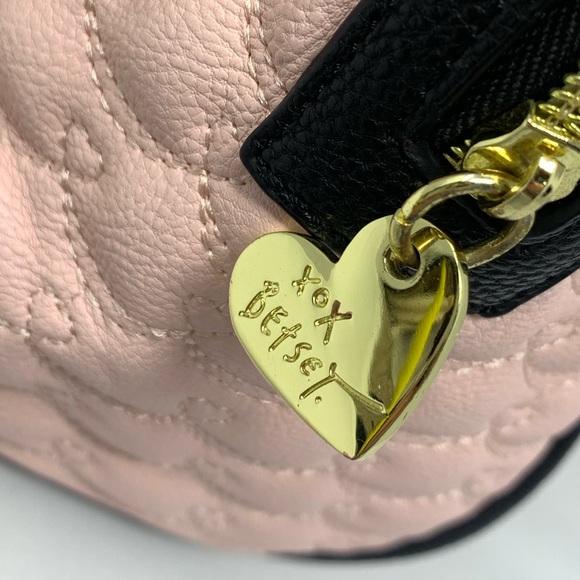 Bestey Johnson Pink Quilted Bag - Picture 5 of 11